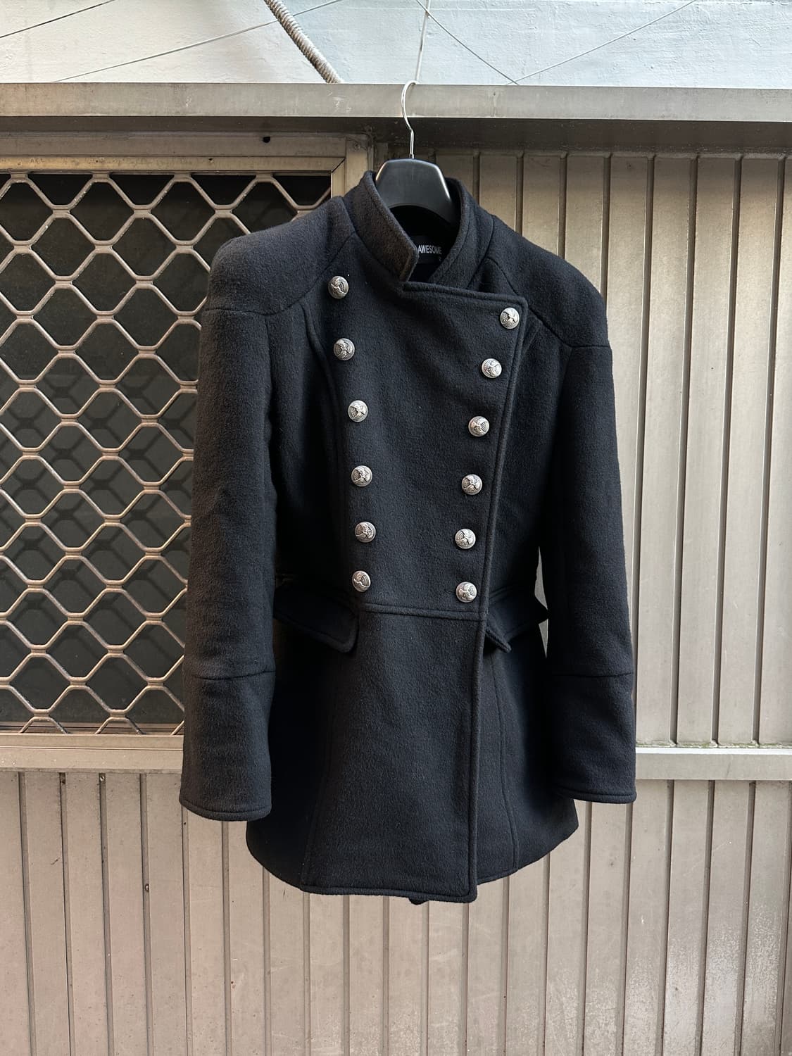 Silver double breasted eagle button coat 상품이미지3