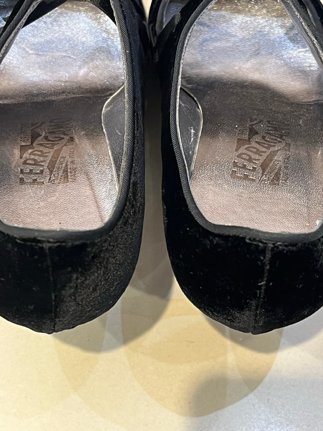 페르가모 벨벳구두 상품이미지4