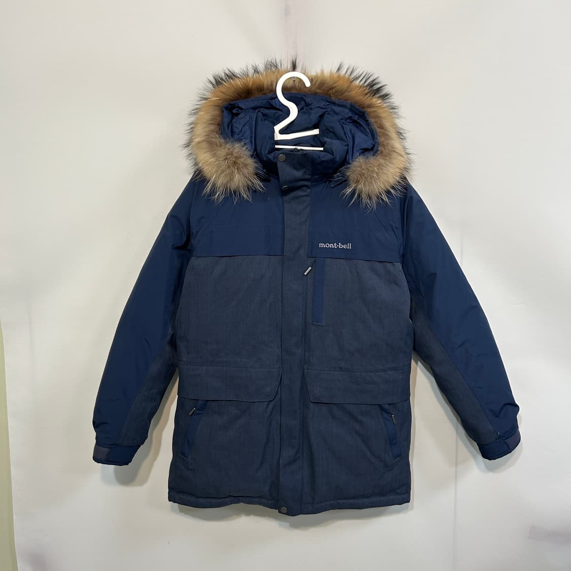 몽벨 남성 라쿤 고어텍스 구스다운 패딩 100  상품이미지1