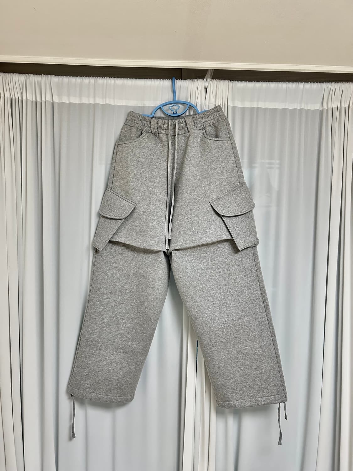 MJD X KOIN SEOUL WIDE CARGO SWEAT PANTS 상품이미지1