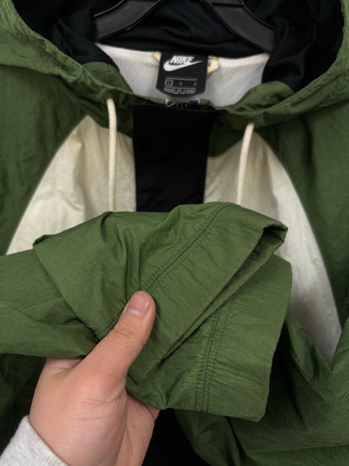 나이키 백로고 스우시 바람막이 상품이미지4