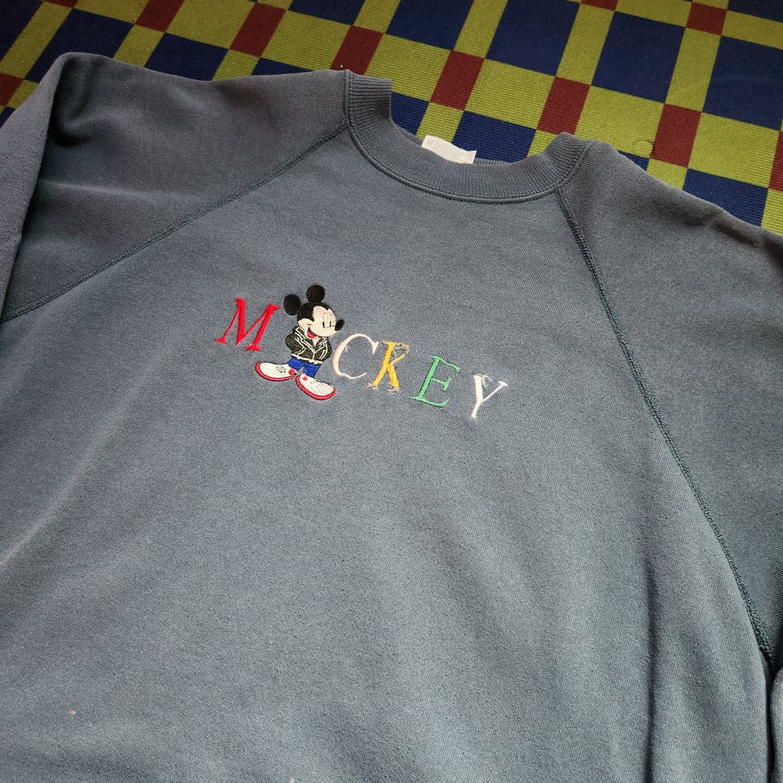 90s 헤인즈 미키마우스 래글런 스웻셔츠(USAmade) 상품이미지2