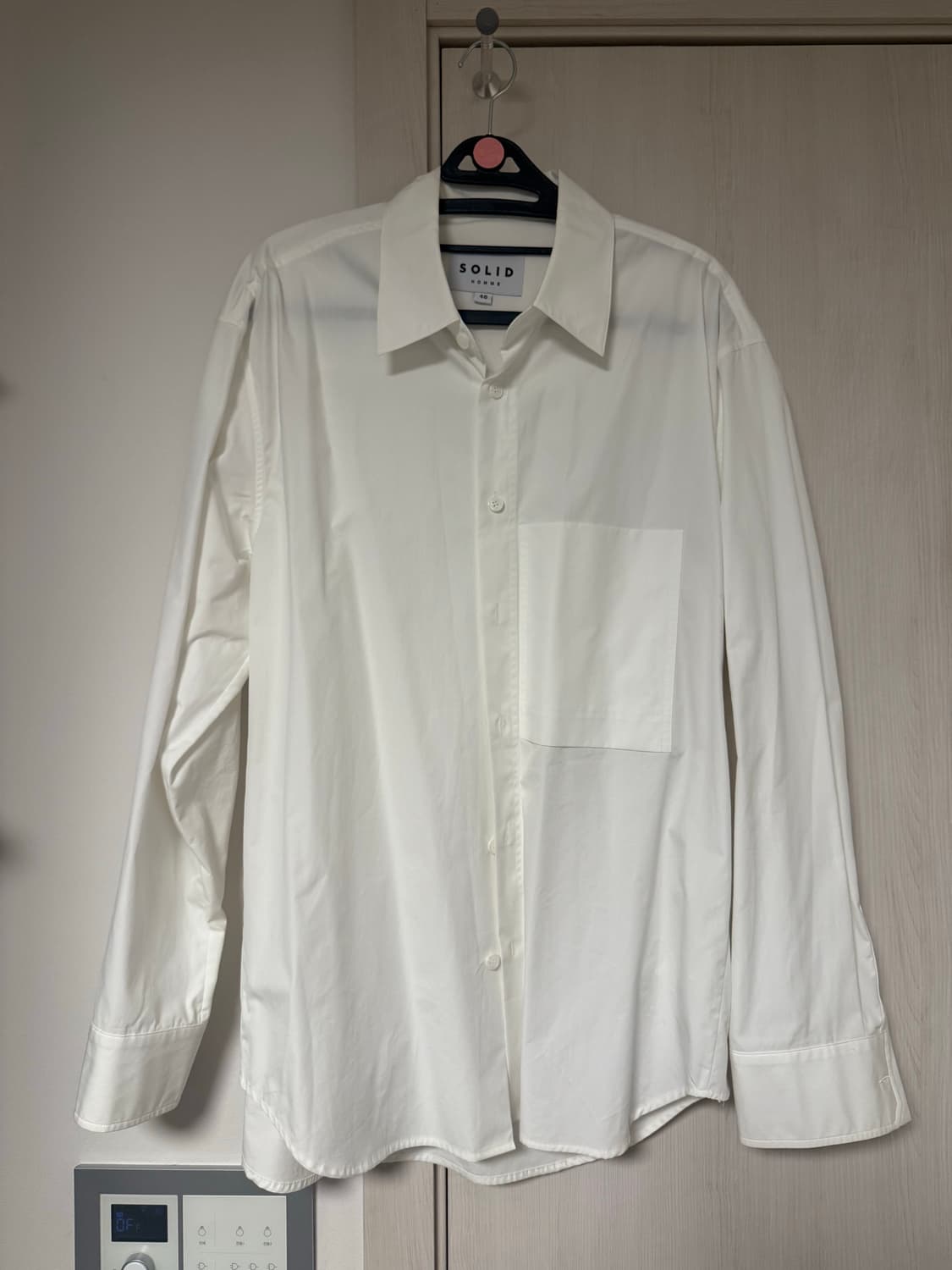 솔리드옴므 백로고 셔츠 상품이미지3