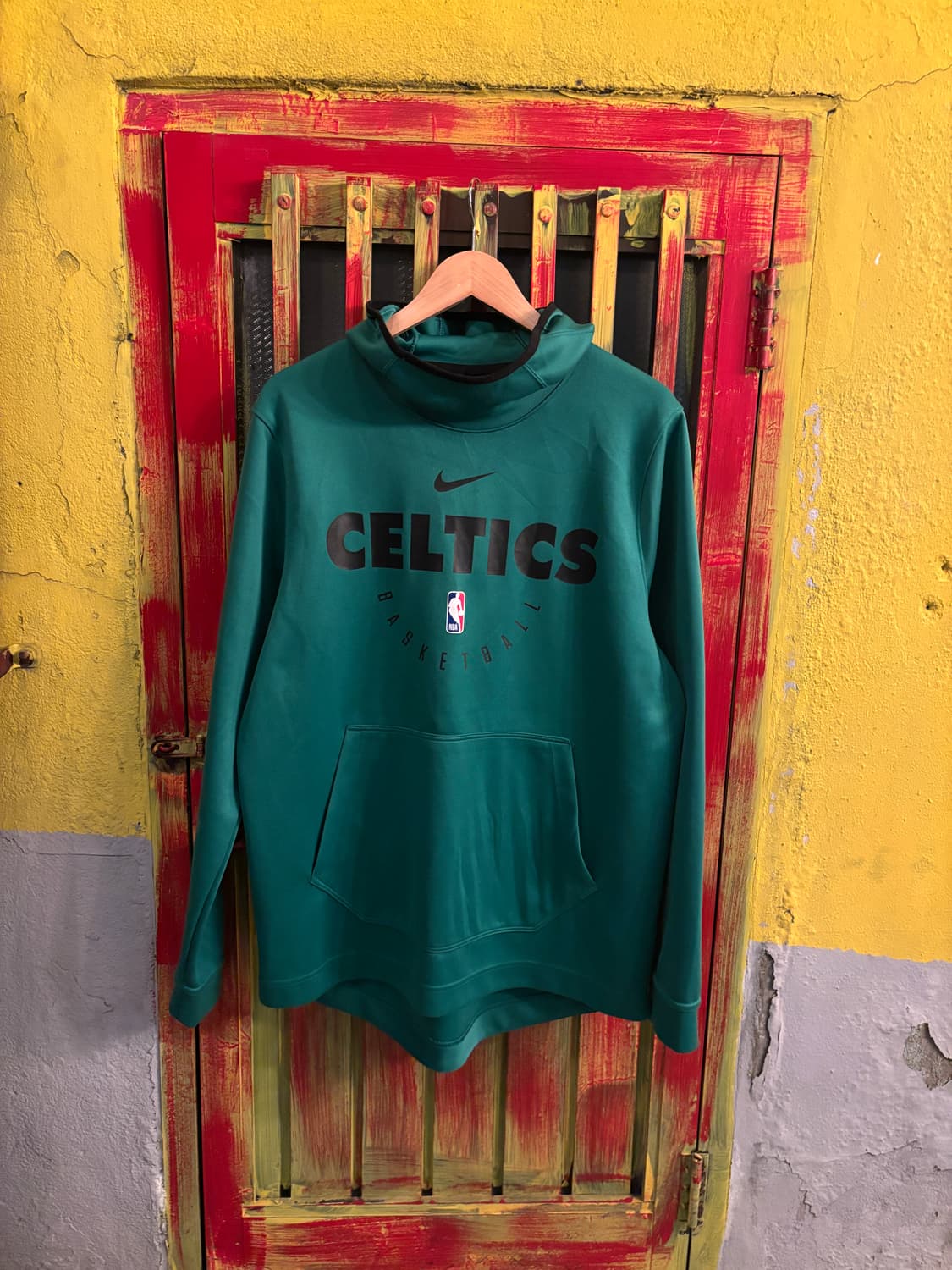 Nike Celtics hoodie 상품이미지1