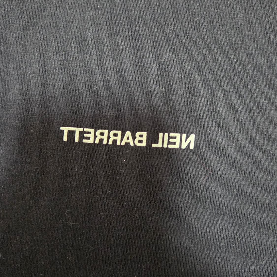 닐바렛 리버스 로고 썬더 프린팅 반팔티  상품이미지5