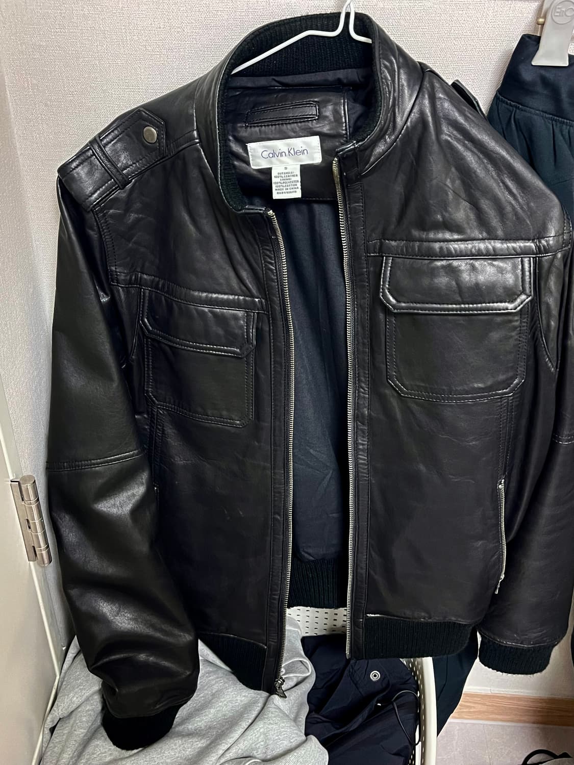 캘빈클라인 레더 상품이미지1