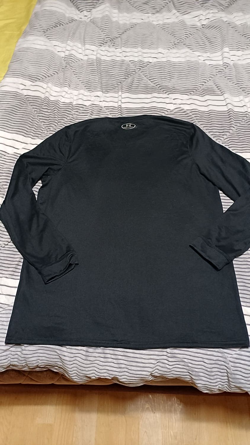 언더아머 매우얇은긴팔 빅사이즈115 가슴61 기장79 상품이미지5