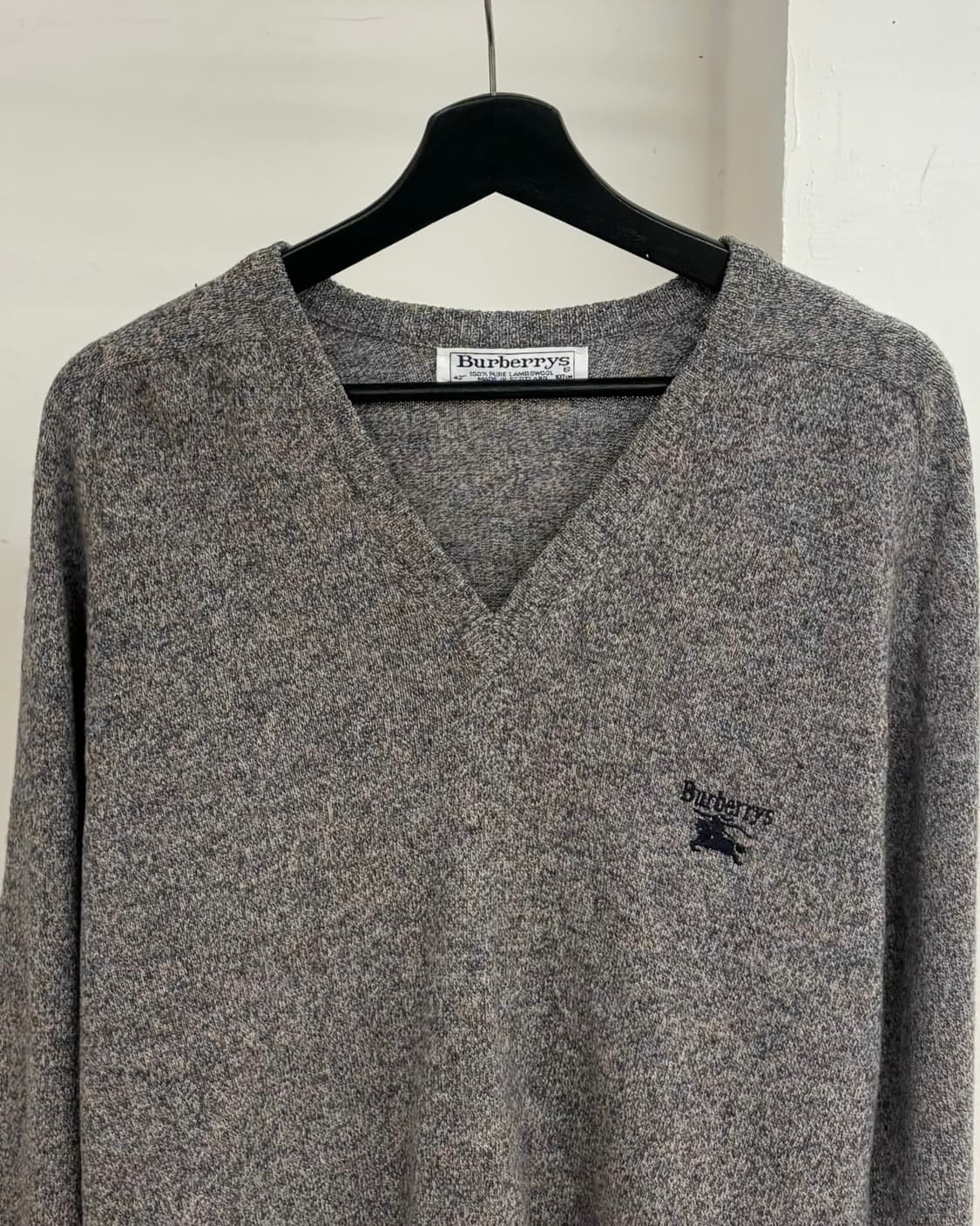 버버리 빈티지 그레이 브이넥 울 니트 상품이미지2
