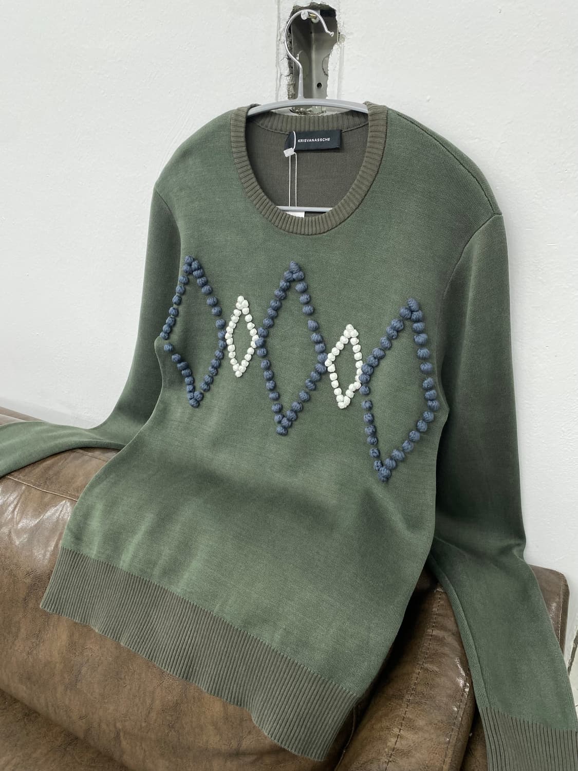 크리스 반 아쉐 아가일 스웻 니트 상품이미지1