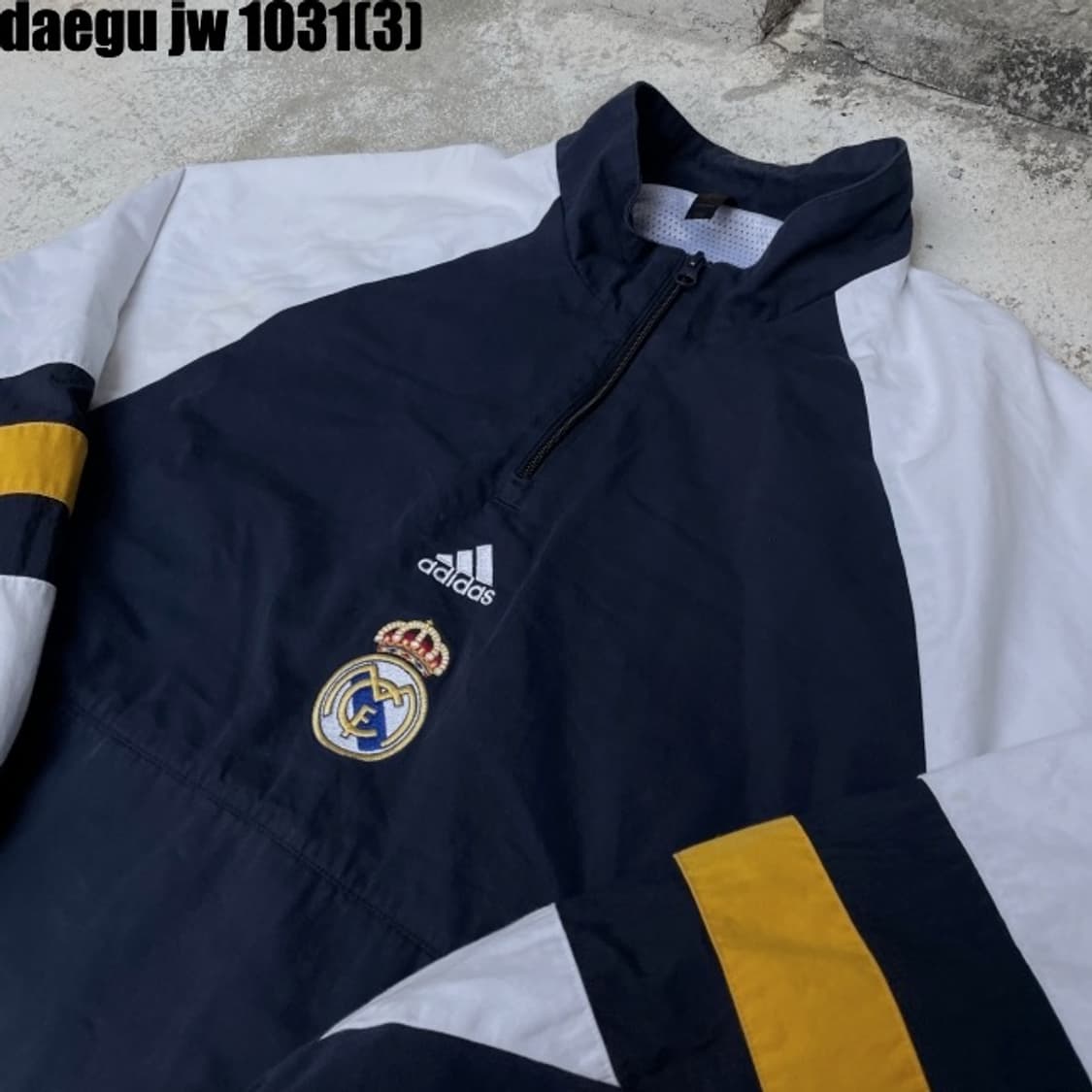 아디다스 레알마드리드 아노락 상품이미지1