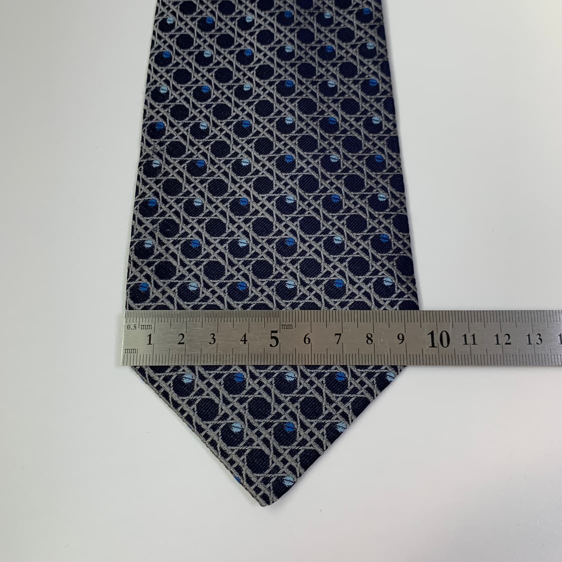 크리스찬 디올(DIOR) 명품넥타이 A등급 클래식 정장룩 코디 상품이미지9