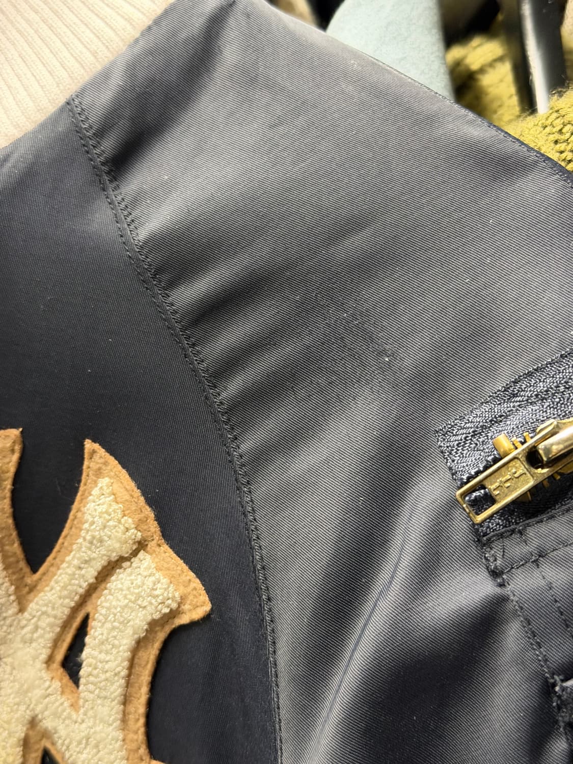 LB-03 NY logo cropped track jacket 상품이미지10