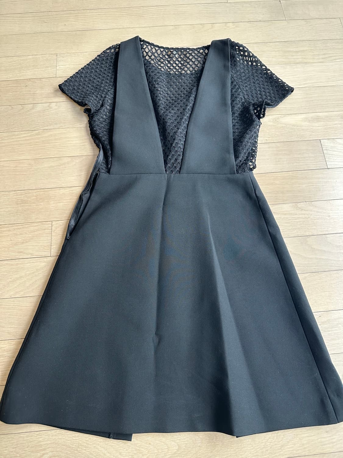 maje 우아한 무드의 블랙 메쉬 디테일 원피스 마쥬 상품이미지3