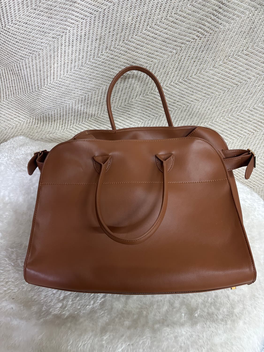 옆면 버클 스트랩 포인트 사각 토드백 상품이미지1