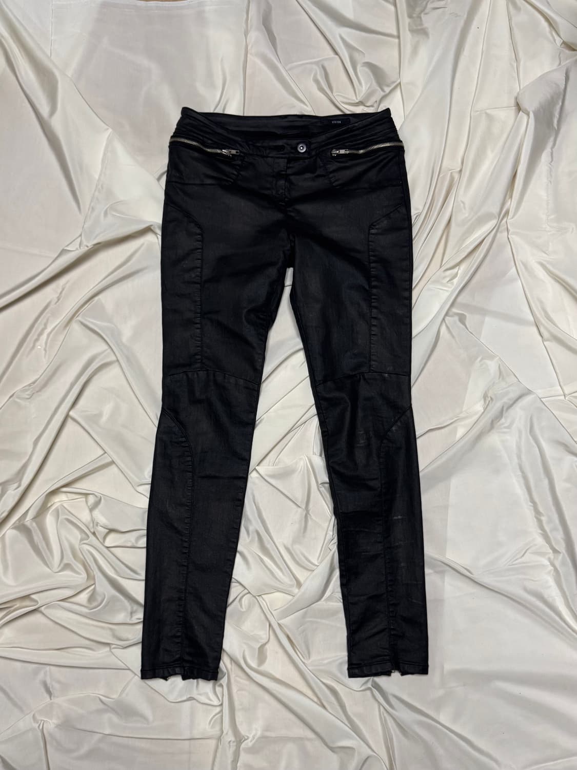 “SYSTEM” Coated Black Jeans 상품이미지1