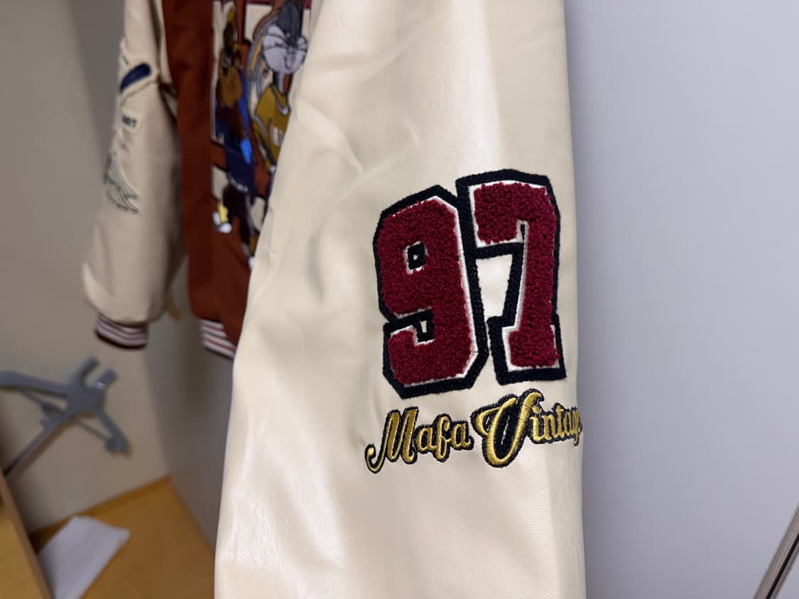 루니툰즈 바시티 자켓 상품이미지4