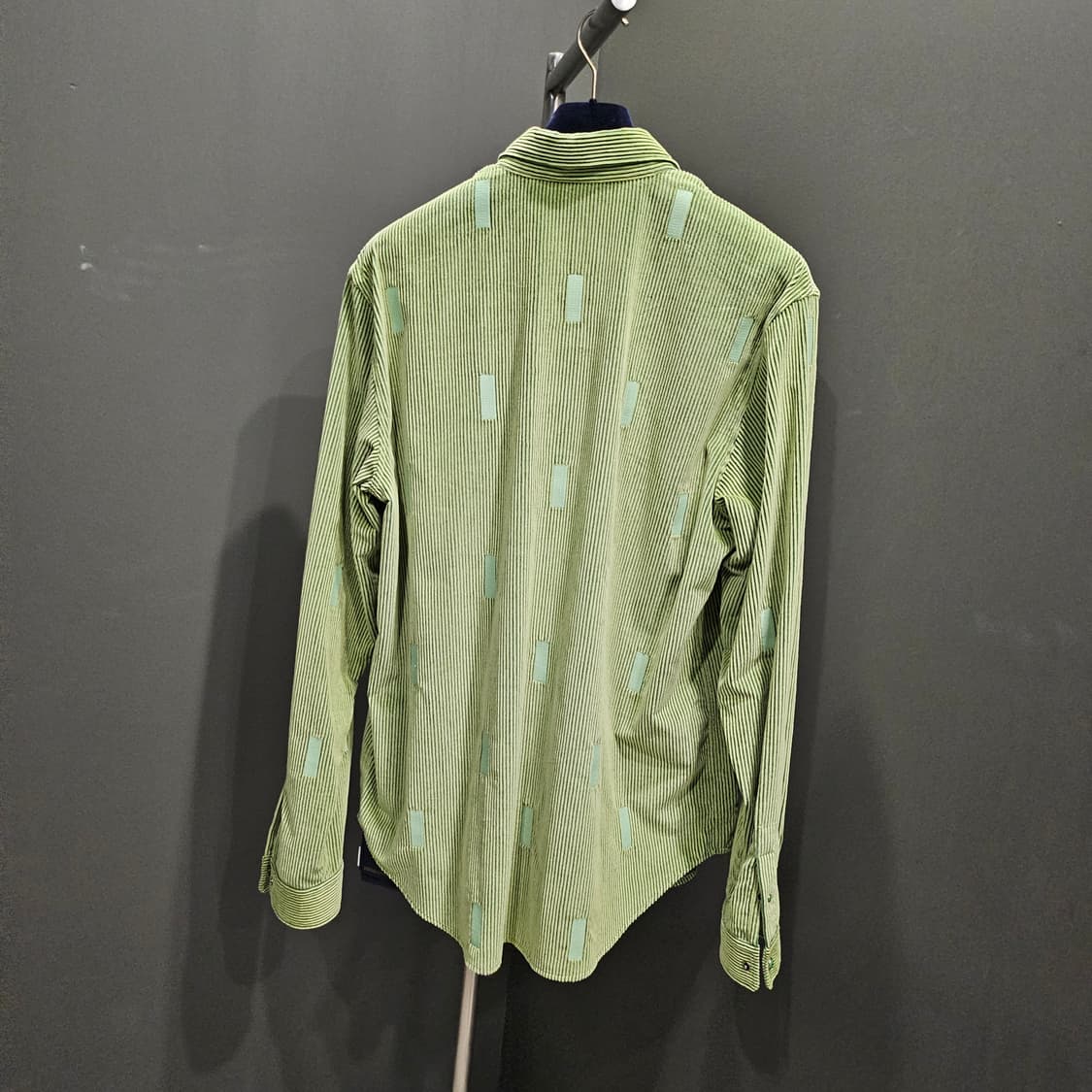 루이비통X박서보 한정 코듀로이 셔츠자켓 상품이미지4