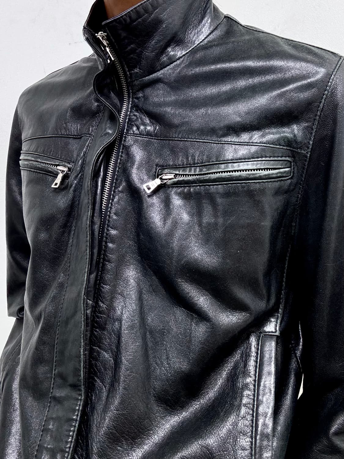 [Leather]Chic Zip Detail SHELL Leather J 상품이미지7