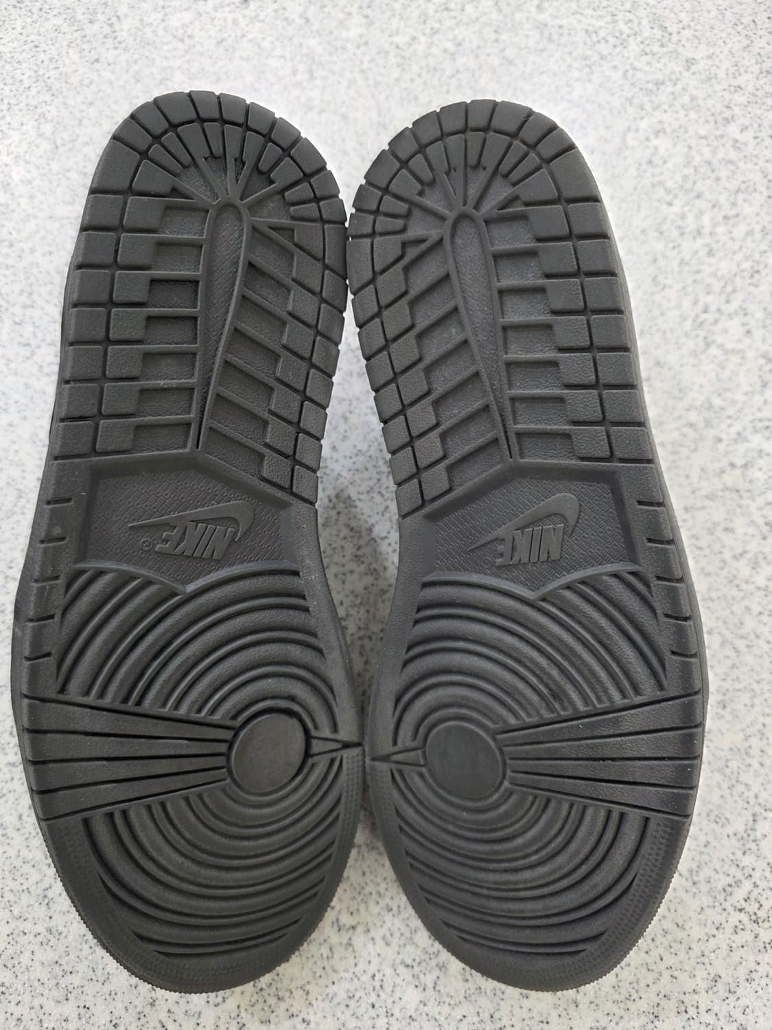 나이키 조던1 스캇 블랙 팬텀 285 상품이미지5