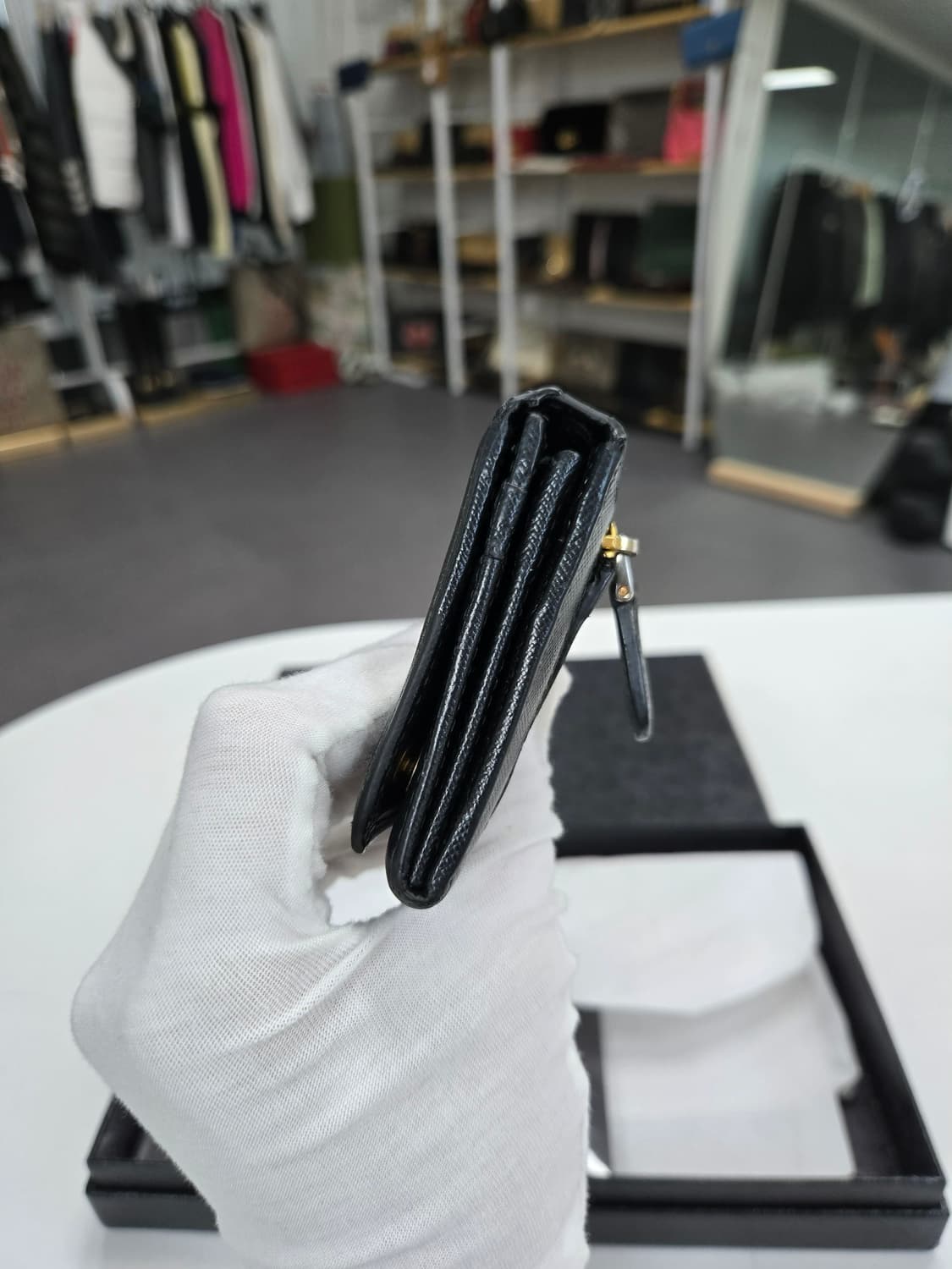 [40%할인] 프라다 사피아노 장지갑 상품이미지4