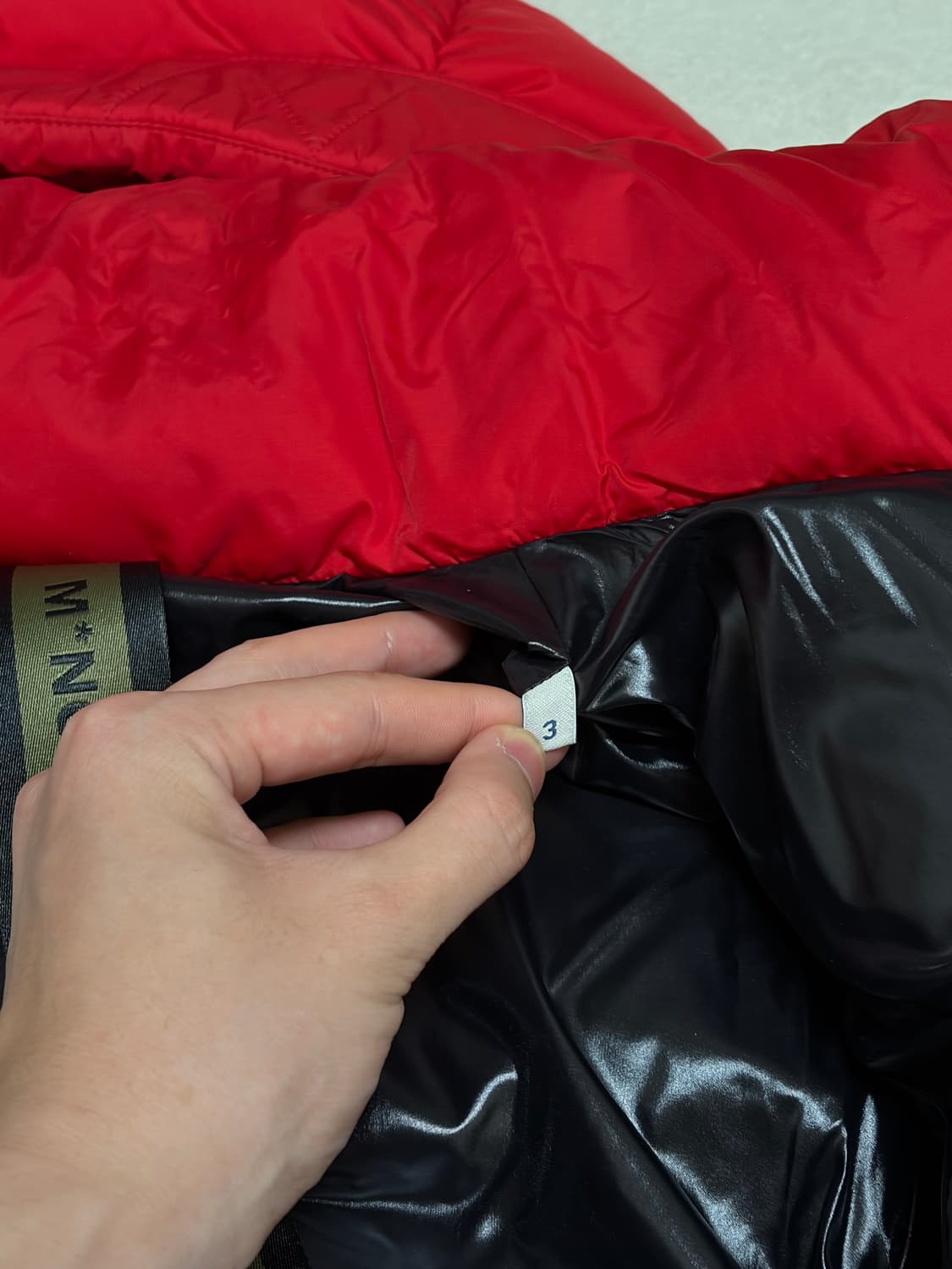 (매장판) 20fw 몽클레어 대장 패딩 3 상품이미지5