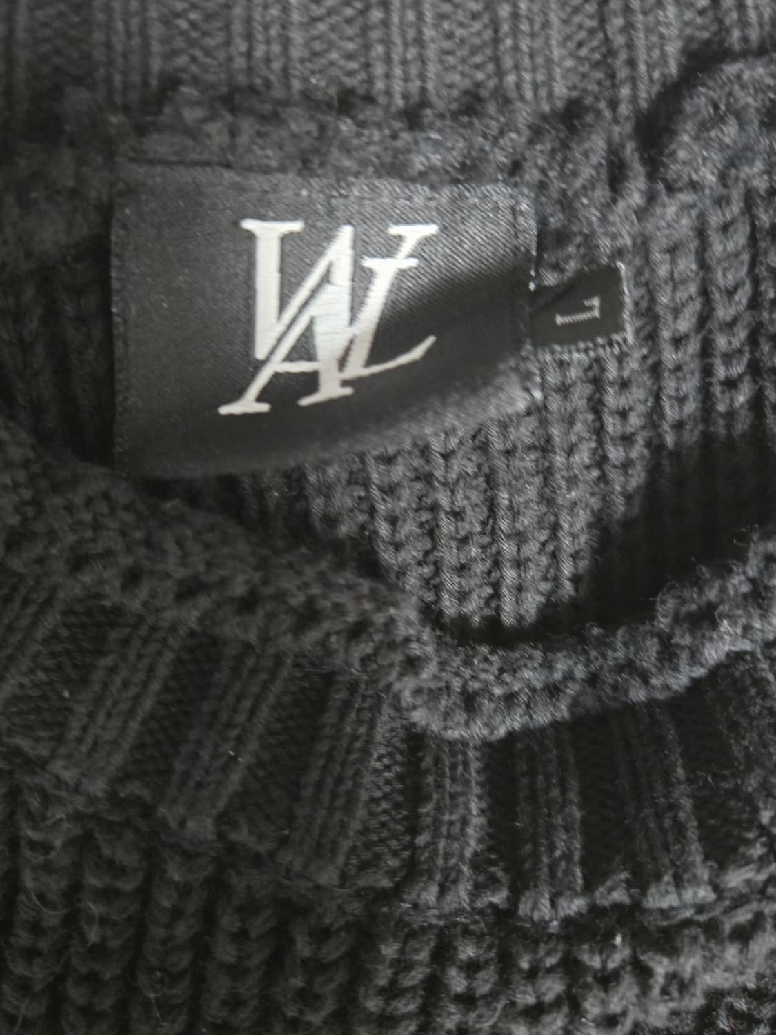  우알롱(Wooalong)의 호프트리 트랙해치 니트 상품이미지7