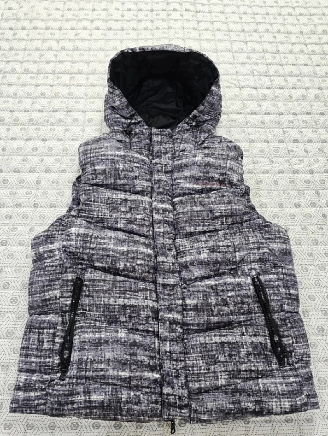 아르마니 Armani Exchange 후드 패딩 조끼 L 상품이미지1