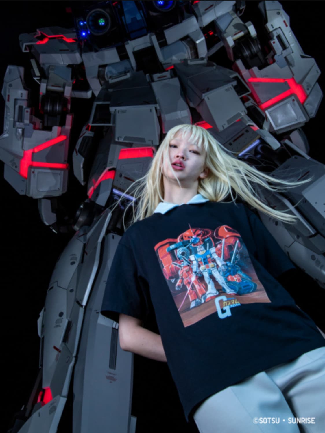 2XL XXL 미개봉) 유니클로 UT X 건담 45주년 반팔 티셔츠 C 상품이미지1