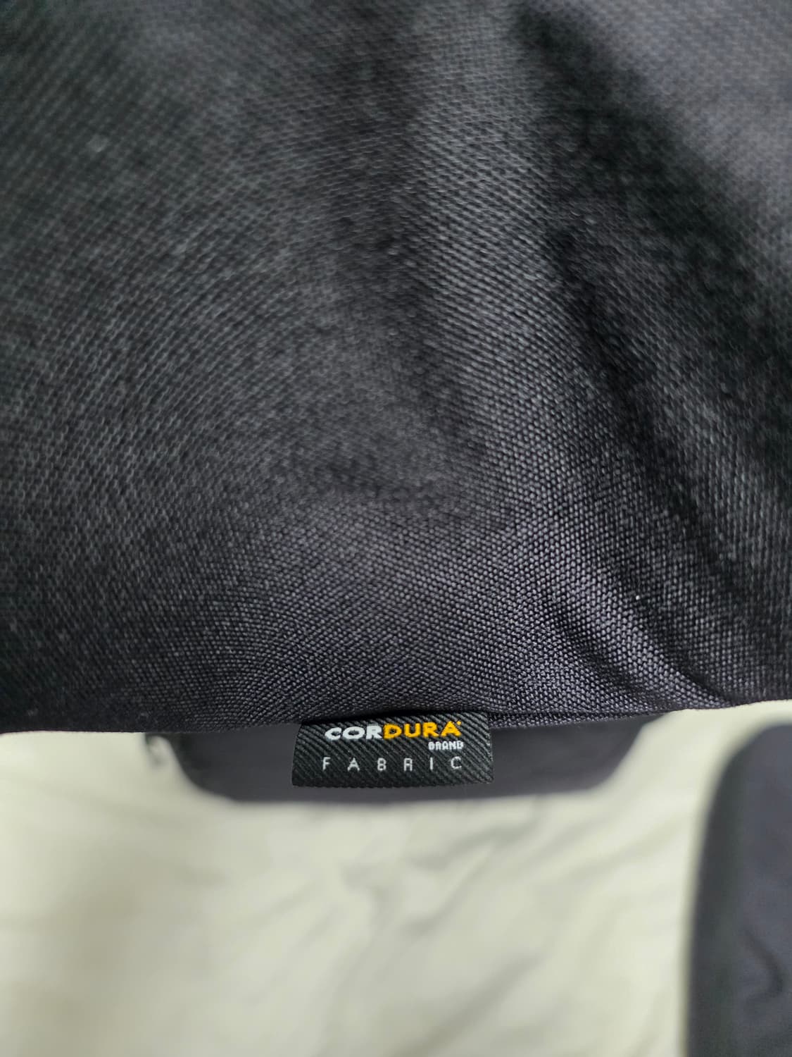 2XU 여행용 백팩+크로스백 (세로 63, 가로 36, 높이 33cm) 상품이미지9