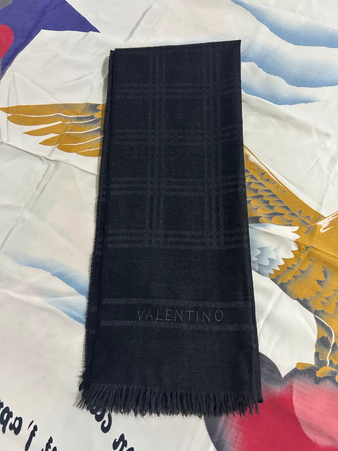 발렌티노 블랙 머플러 상품이미지2