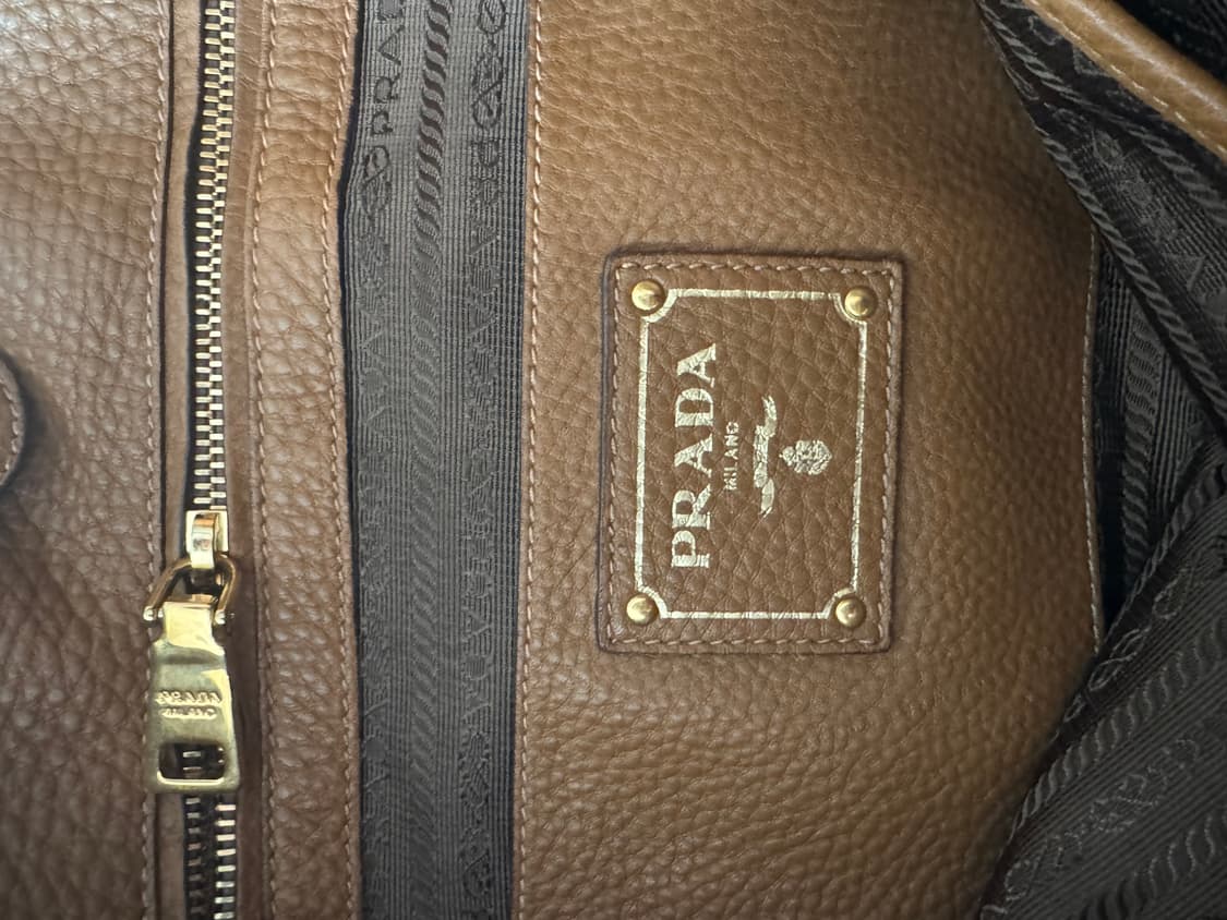 Prada 베텔로 다이노 사이드 지퍼 숄더백 상품이미지8