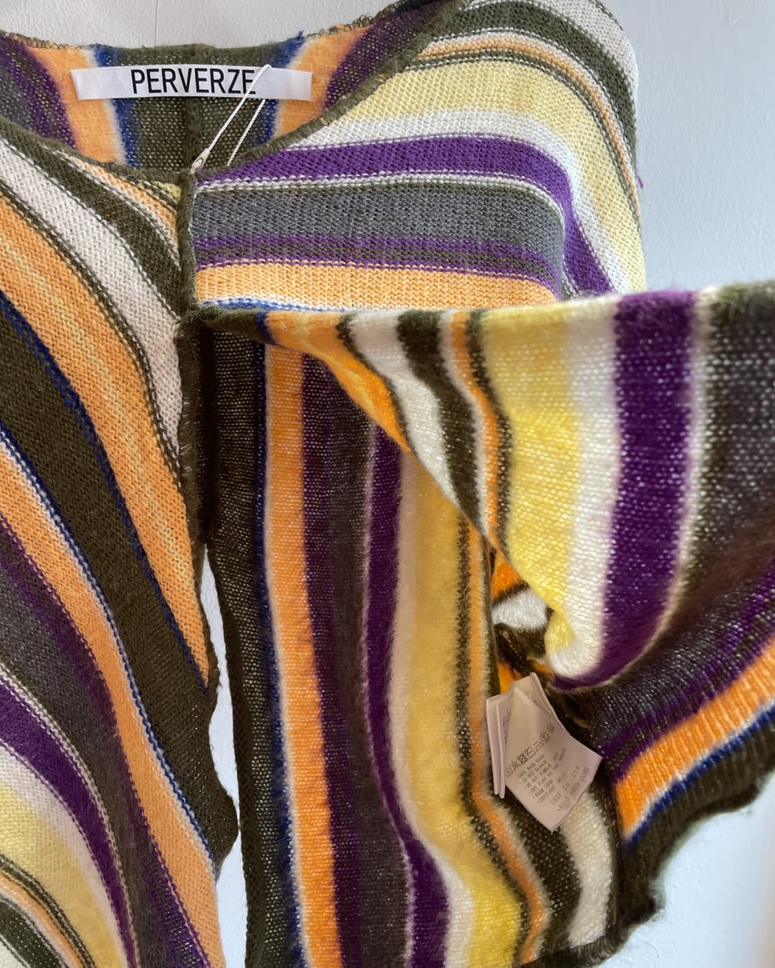 퍼버즈 멀티 컬러 니트 쉐이터 상품이미지4