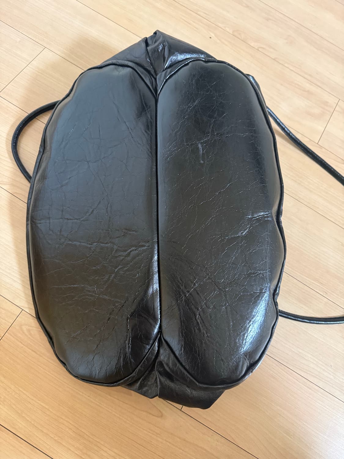 가브리엘라 콜 가먼츠 후프백 Hoof Bag 상품이미지3