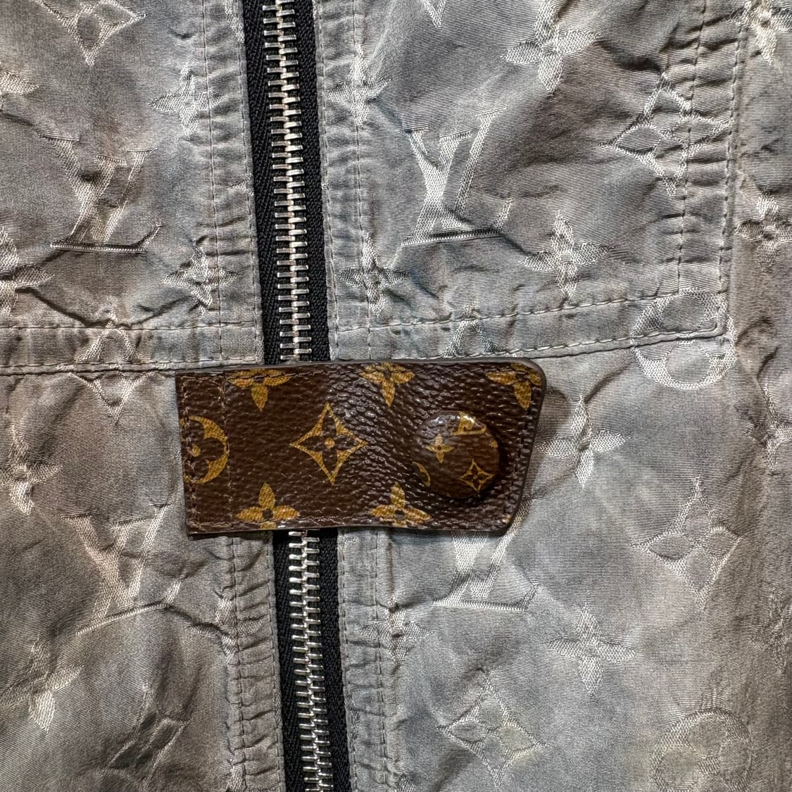 [36] LOUIS VUITTON 루이비통 모노그램 후드 바람막이 상품이미지5