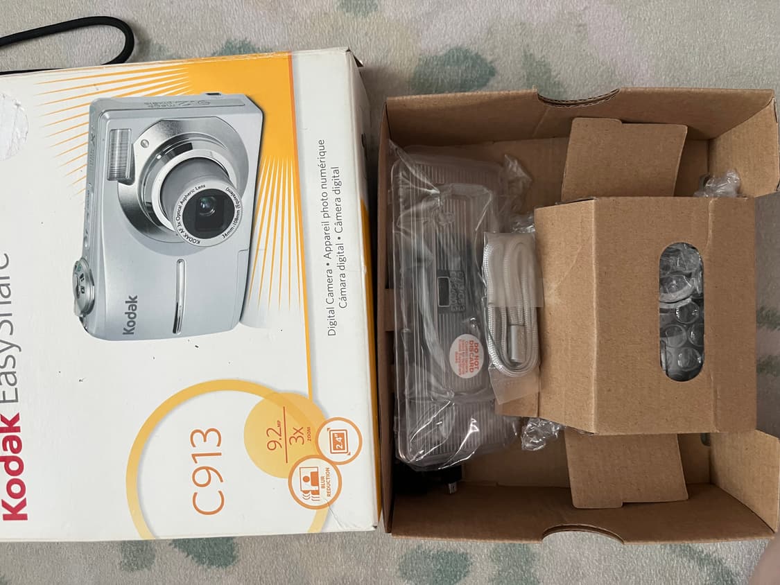 (미사용) 코닥 c913 뽀용한 실버 빈티지 디카 카메라  상품이미지3