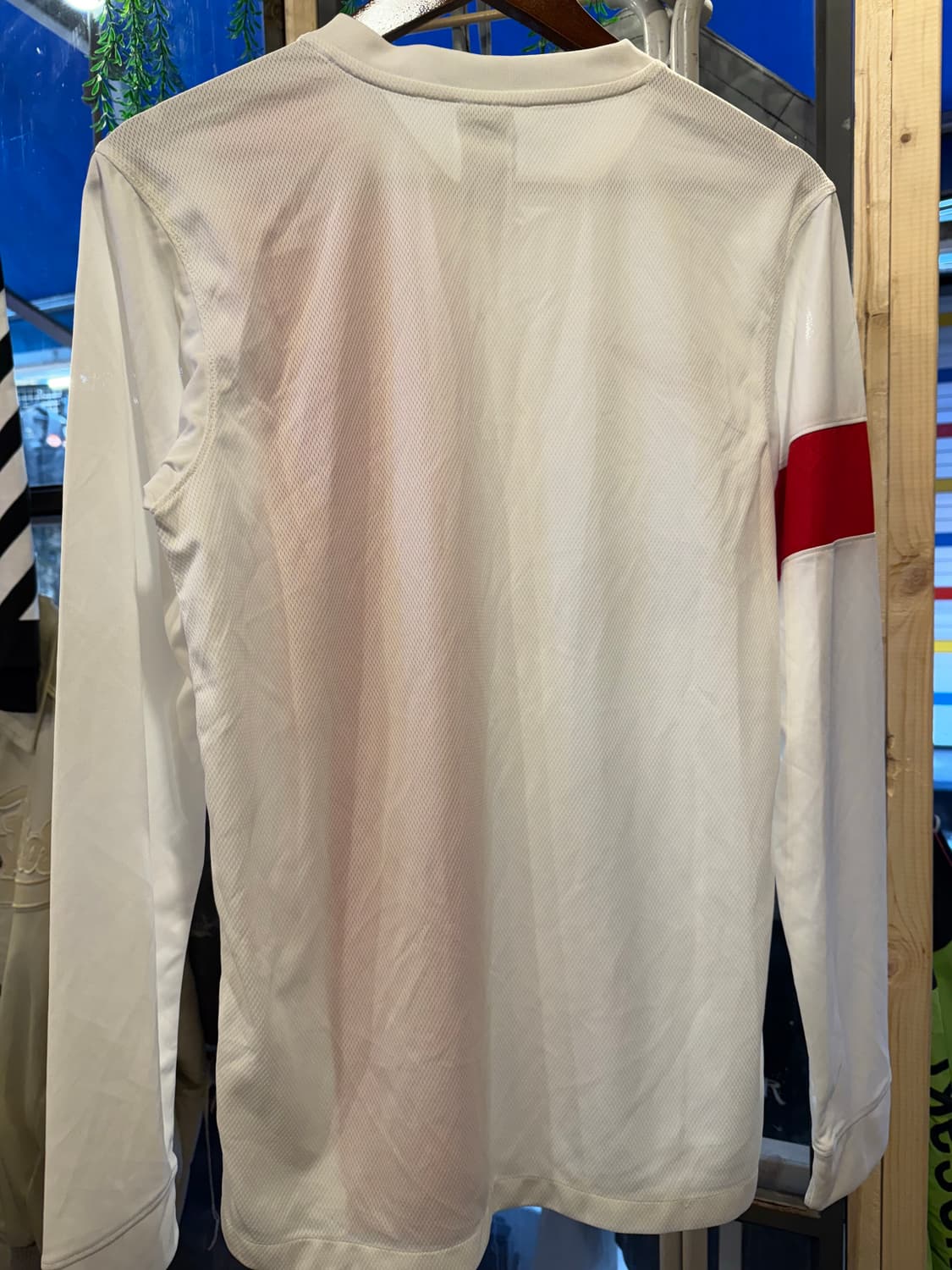 나이키 흰빨 메쉬 롱슬리브 상품이미지2