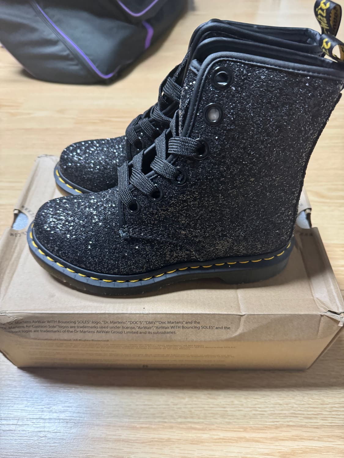 닥터마틴 1460 청키글리터 부츠 상품이미지3