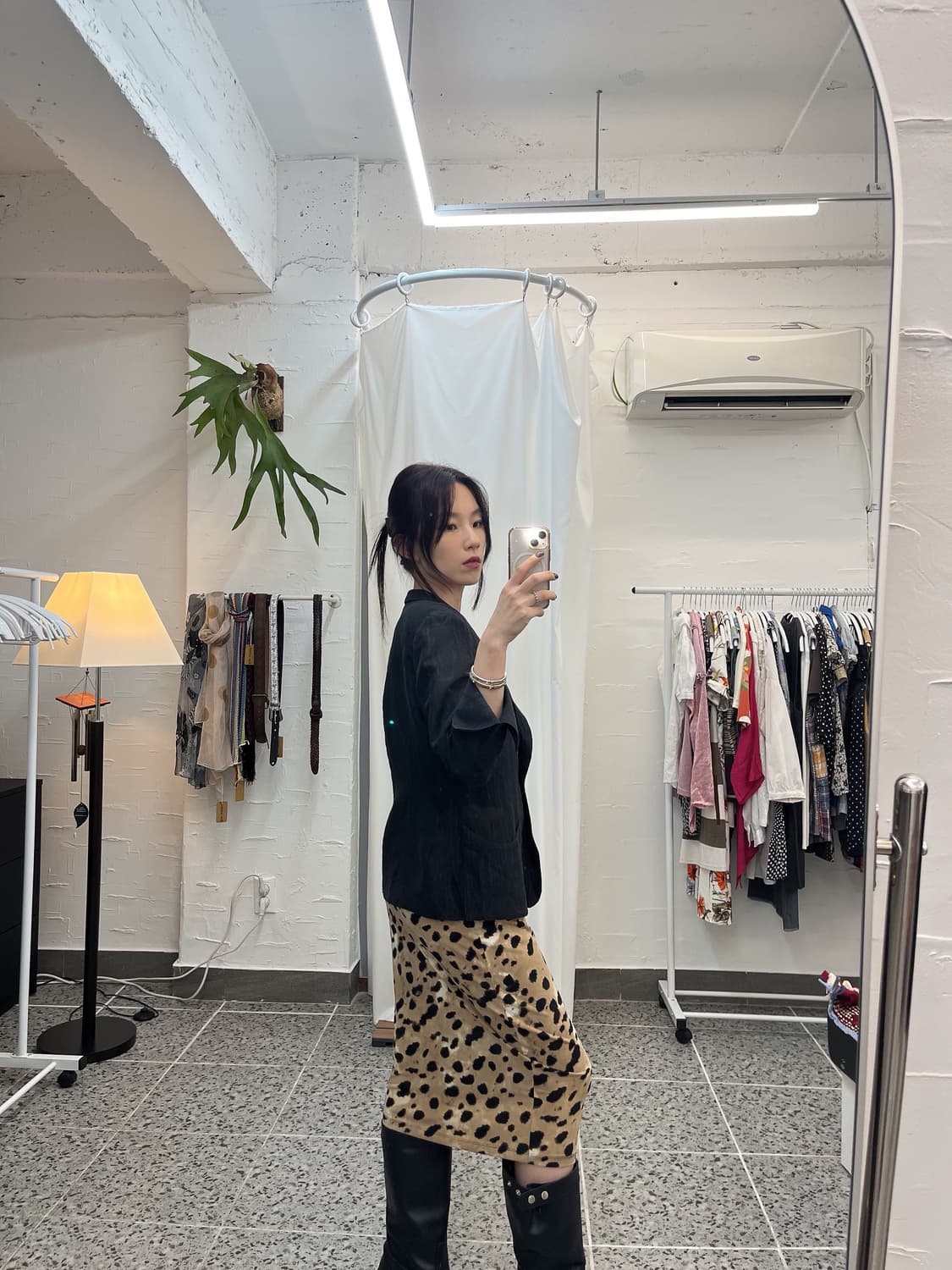 블랙 원버튼 린넨 자켓 상품이미지1