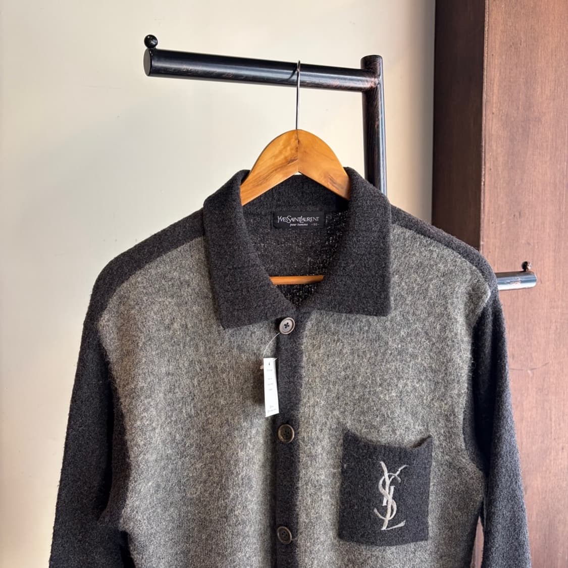 15451 - 입생로랑 모헤어 빅로고 가디건 (울 100%) 상품이미지1