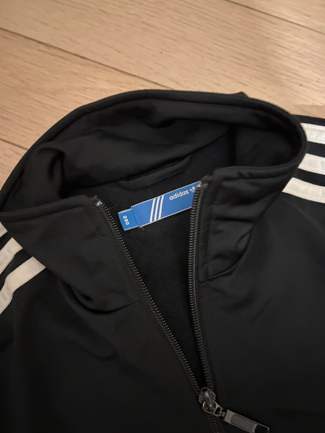 아디다스여성용져지 블랙 90사이즈 상품이미지3