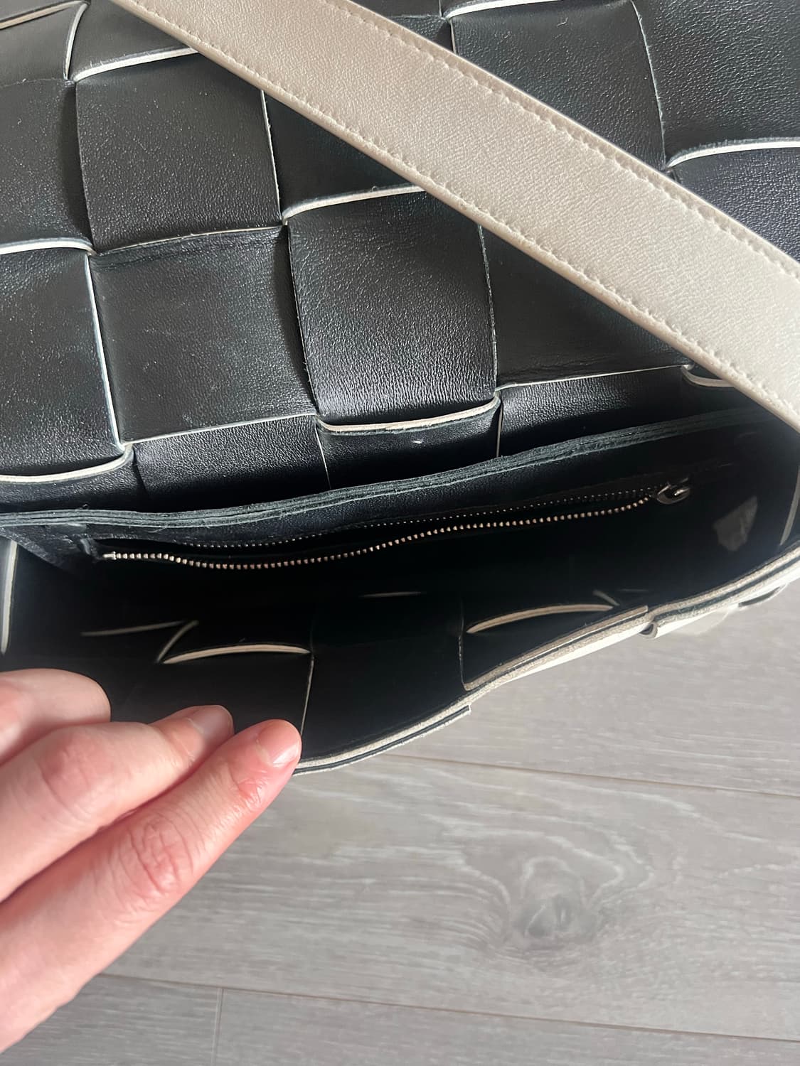 보테가베네타 카세트백 상품이미지4