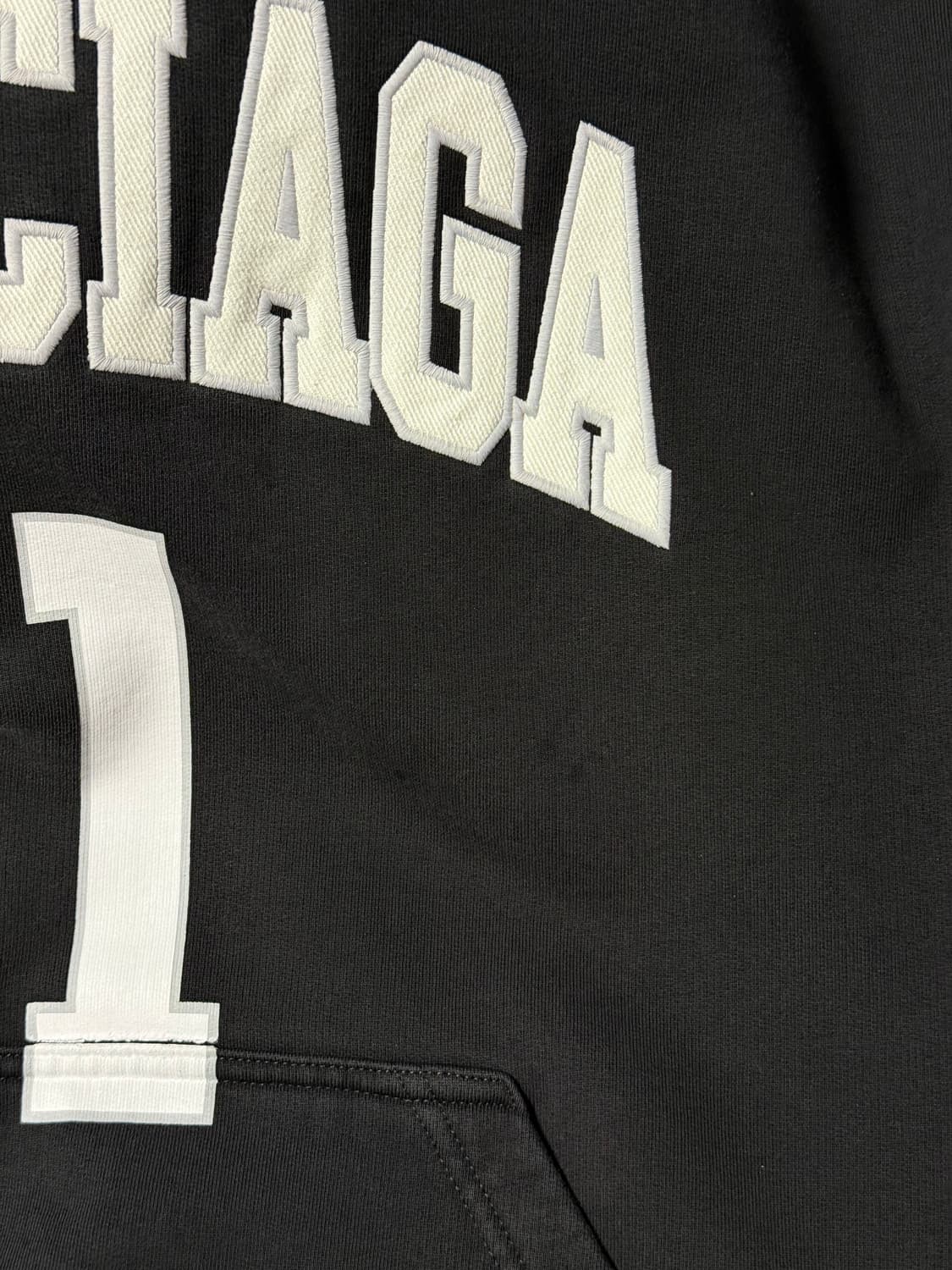 발렌시아가 바스켓볼 후드 L사이즈 판매합니다 상품이미지9