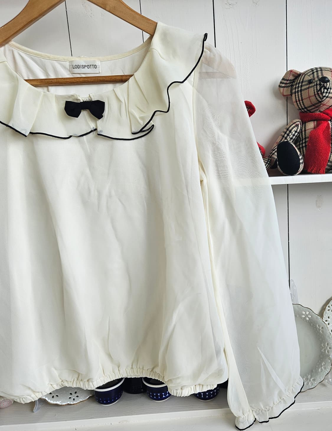 LODISPOTTO 세일러카라 리본 쉬폰 블라우스 상품이미지3