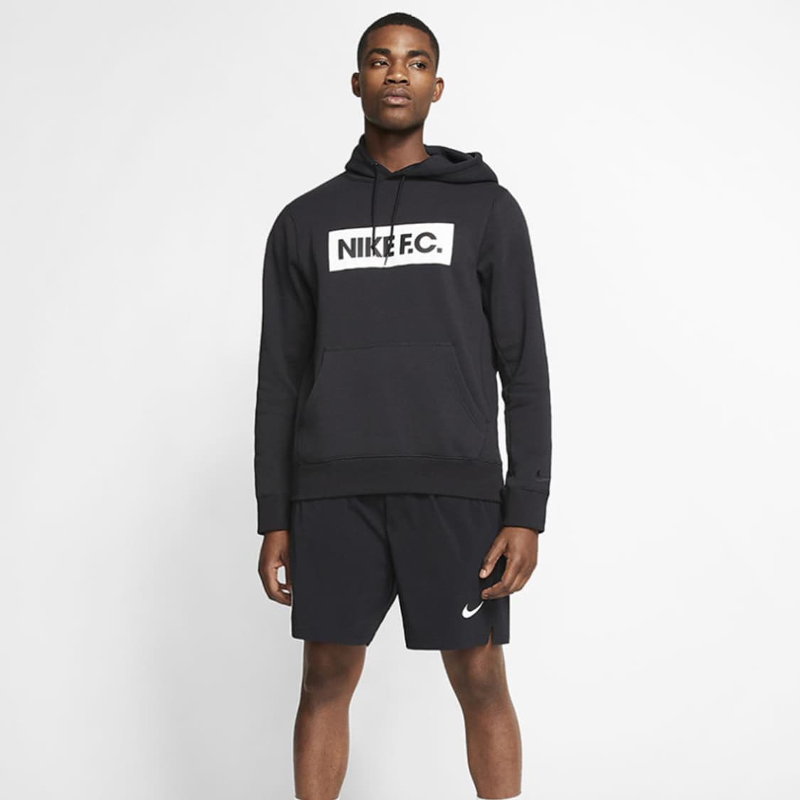 새상품) 나이키 F.C. 블랙 후드티 100L 상품이미지5