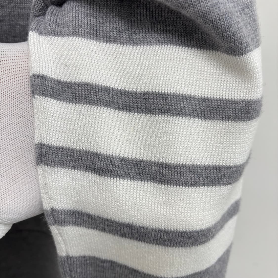 [38]톰브라운 사선완장 드롭 스카이 가디건 상품이미지2