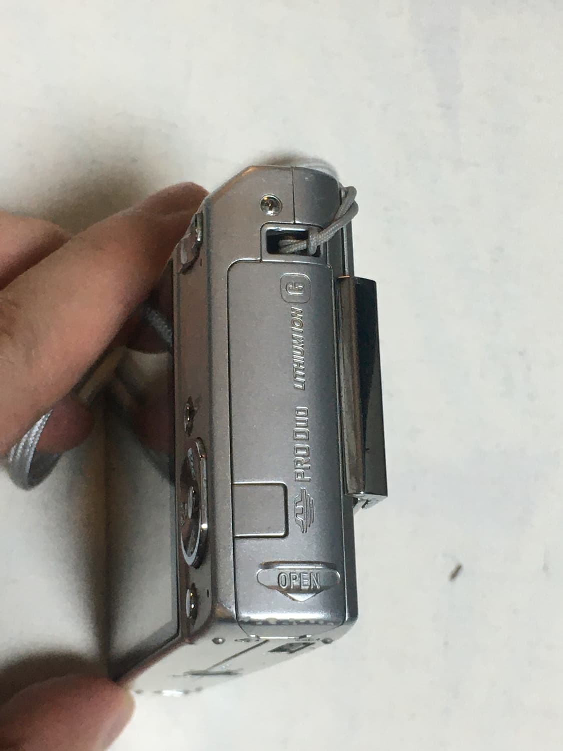 소니 DSC-T100 / 세련된 디자인 속 필름 감성 디카 상품이미지7