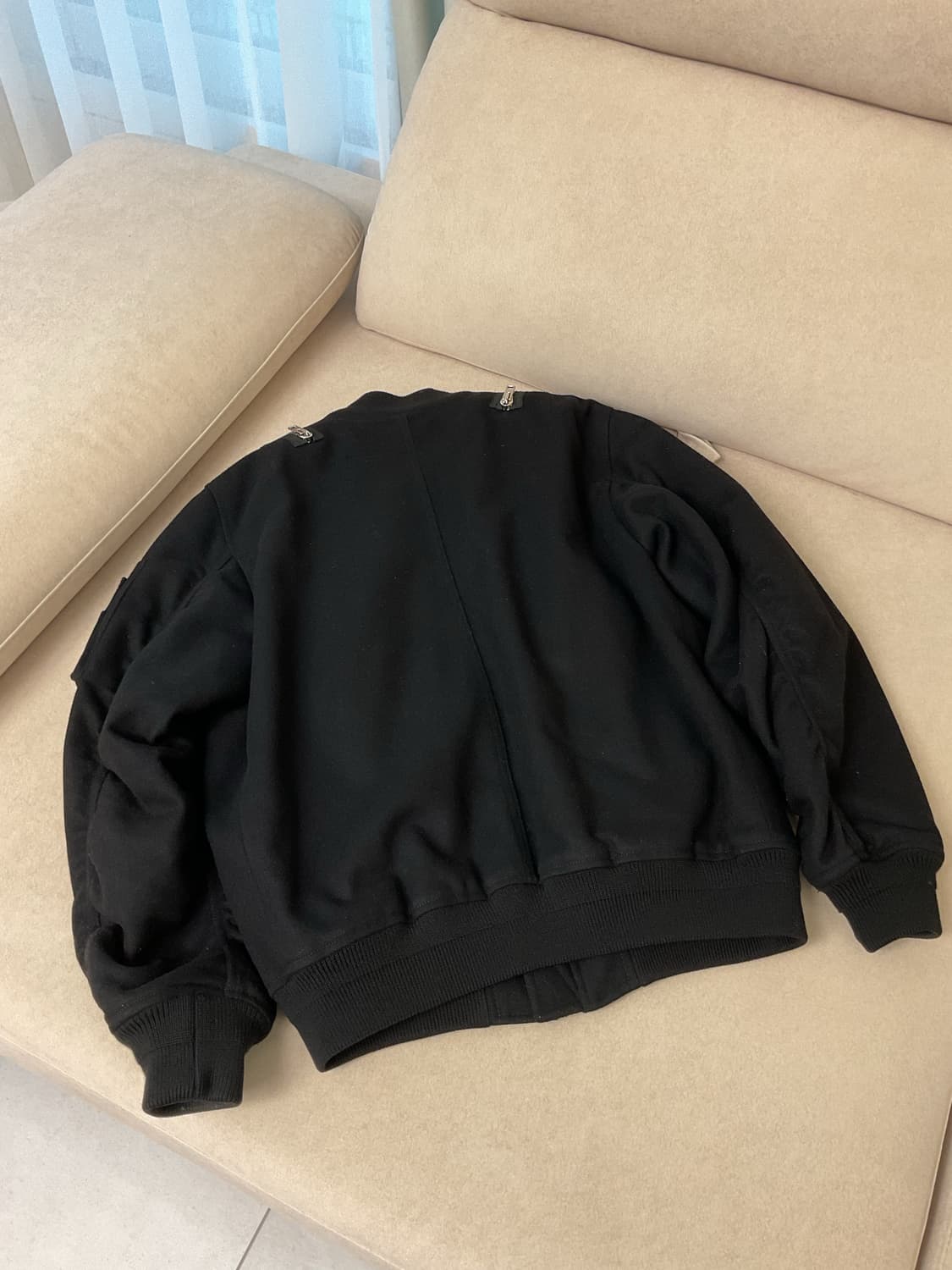 Givenchy cashmere bomber 상품이미지3