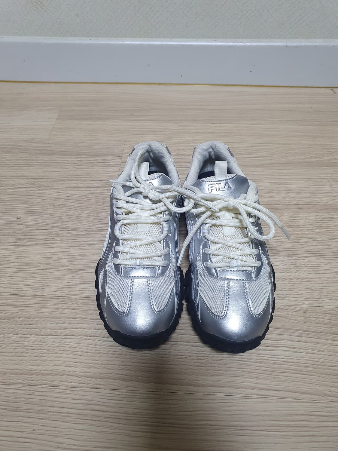 휠라 에샤페 MS 실버문 운동화 230 상품이미지3