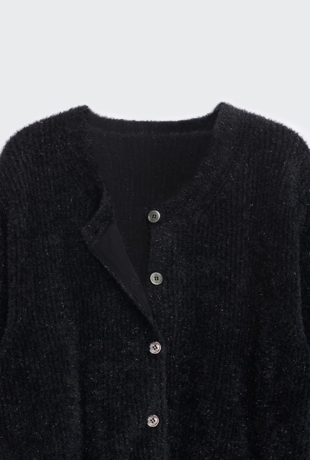 COSMOSS TINSEL BUTTON CARDIGAN (BLACK) 상품이미지2