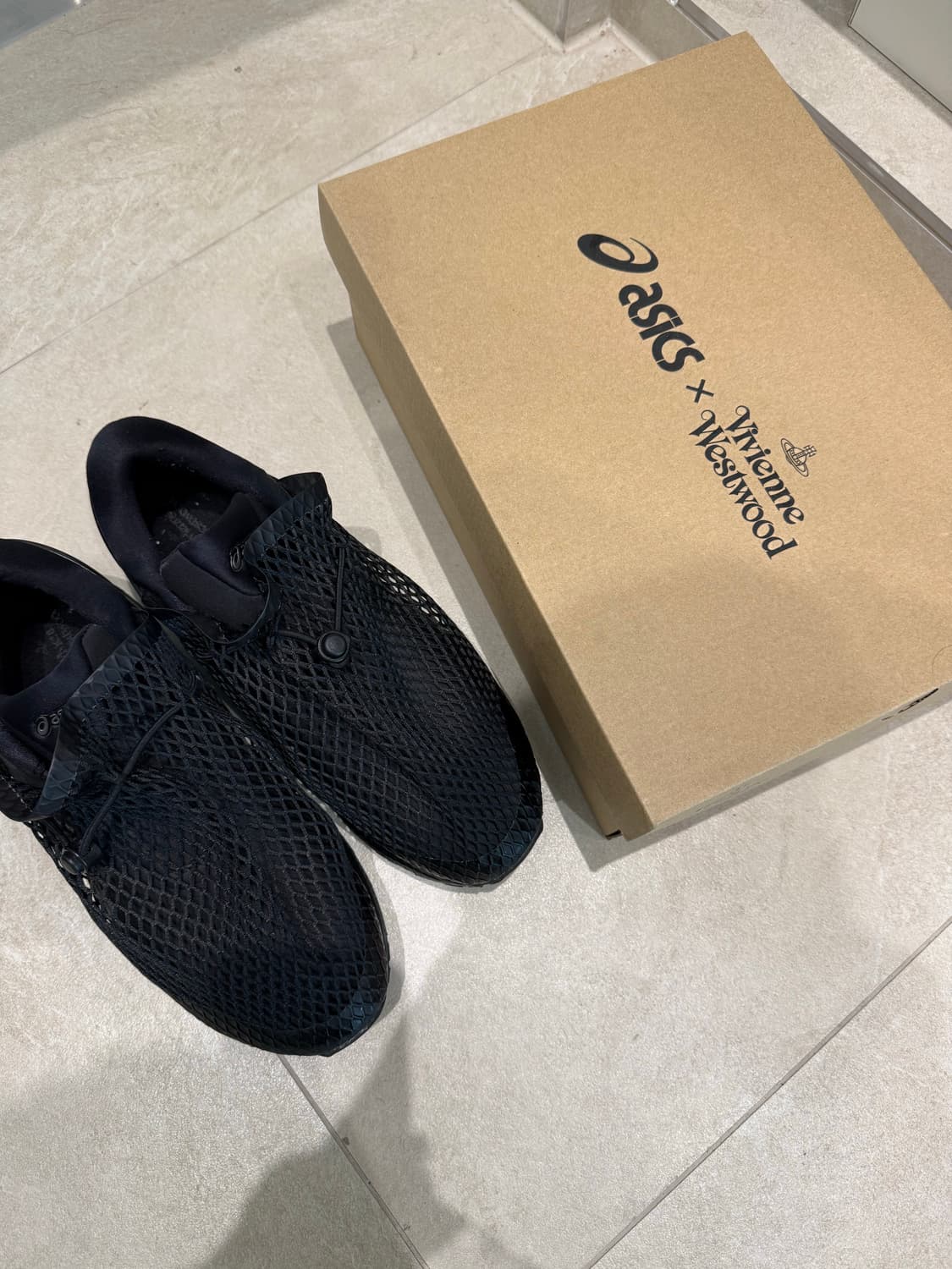 아식스 비비안웨스트우드 젤 카야노26 블랙 280 상품이미지1